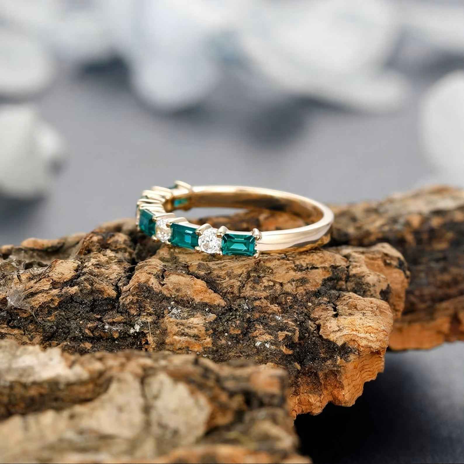 Ceylon Emerald Eternity Lux 18K Gold Ring
