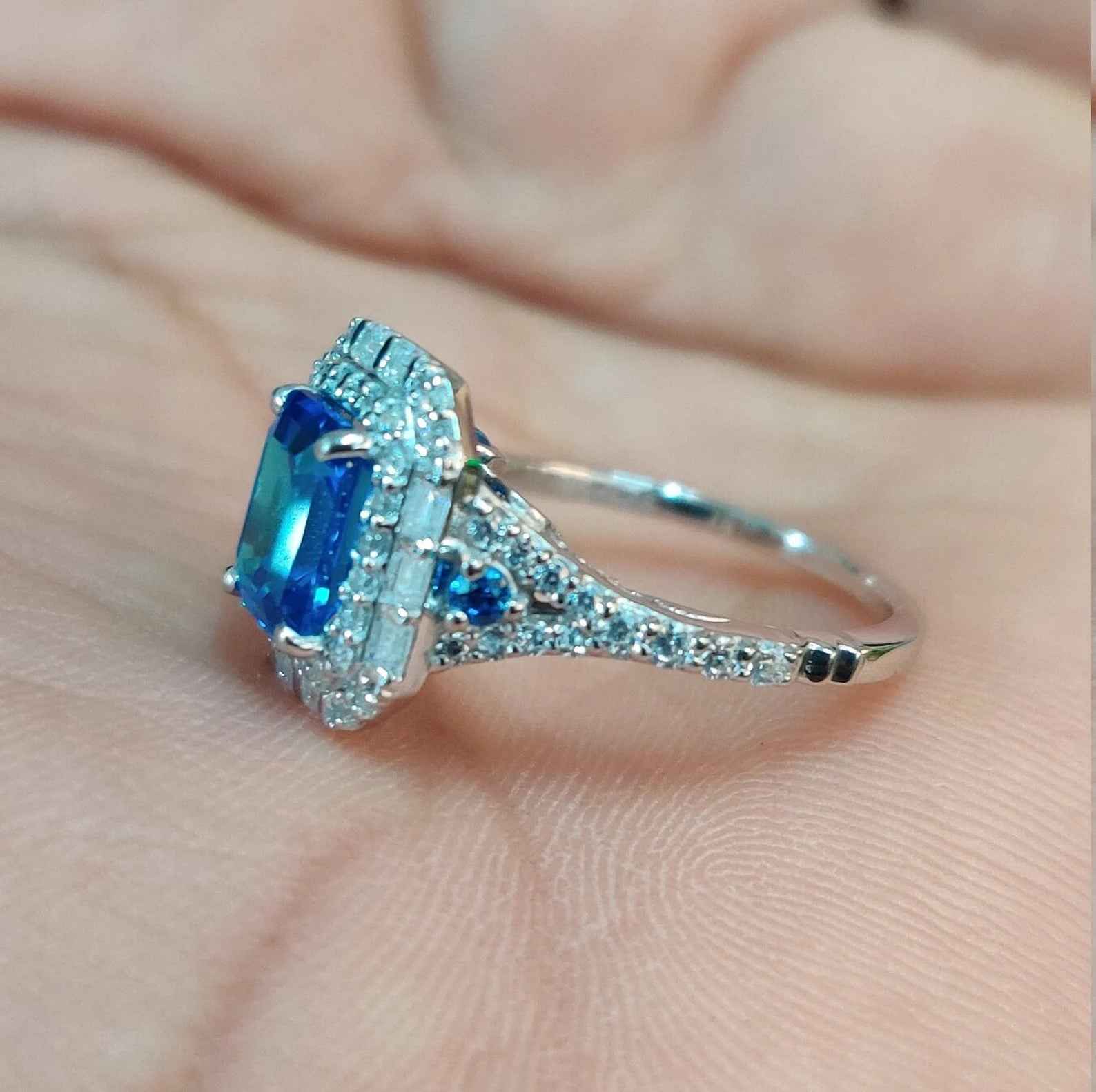 Ceylon London Blue Dual Cut 18K White Gold Ring