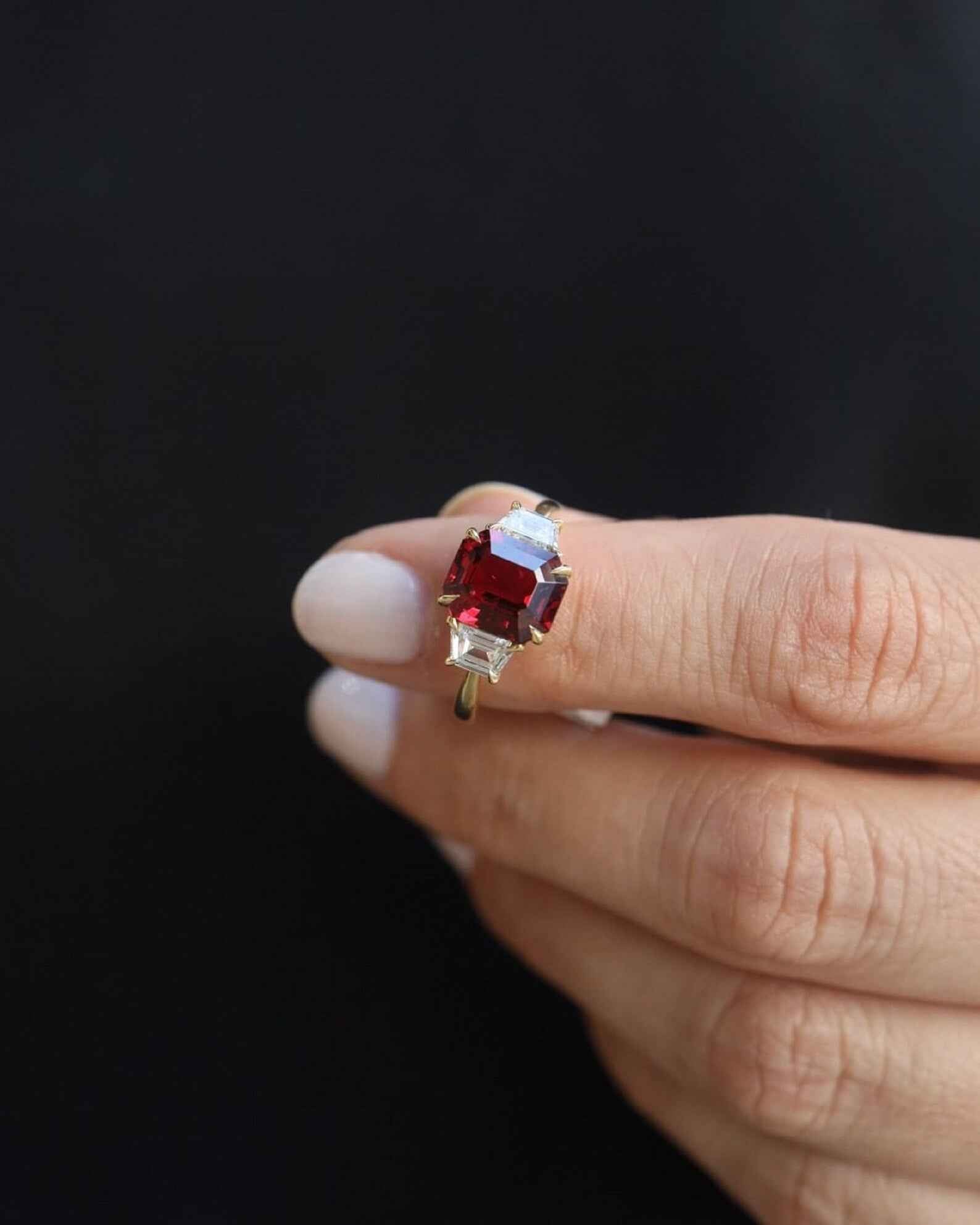 Ceylon Lanka Ruby Elite 18K Yellow Gold Ring