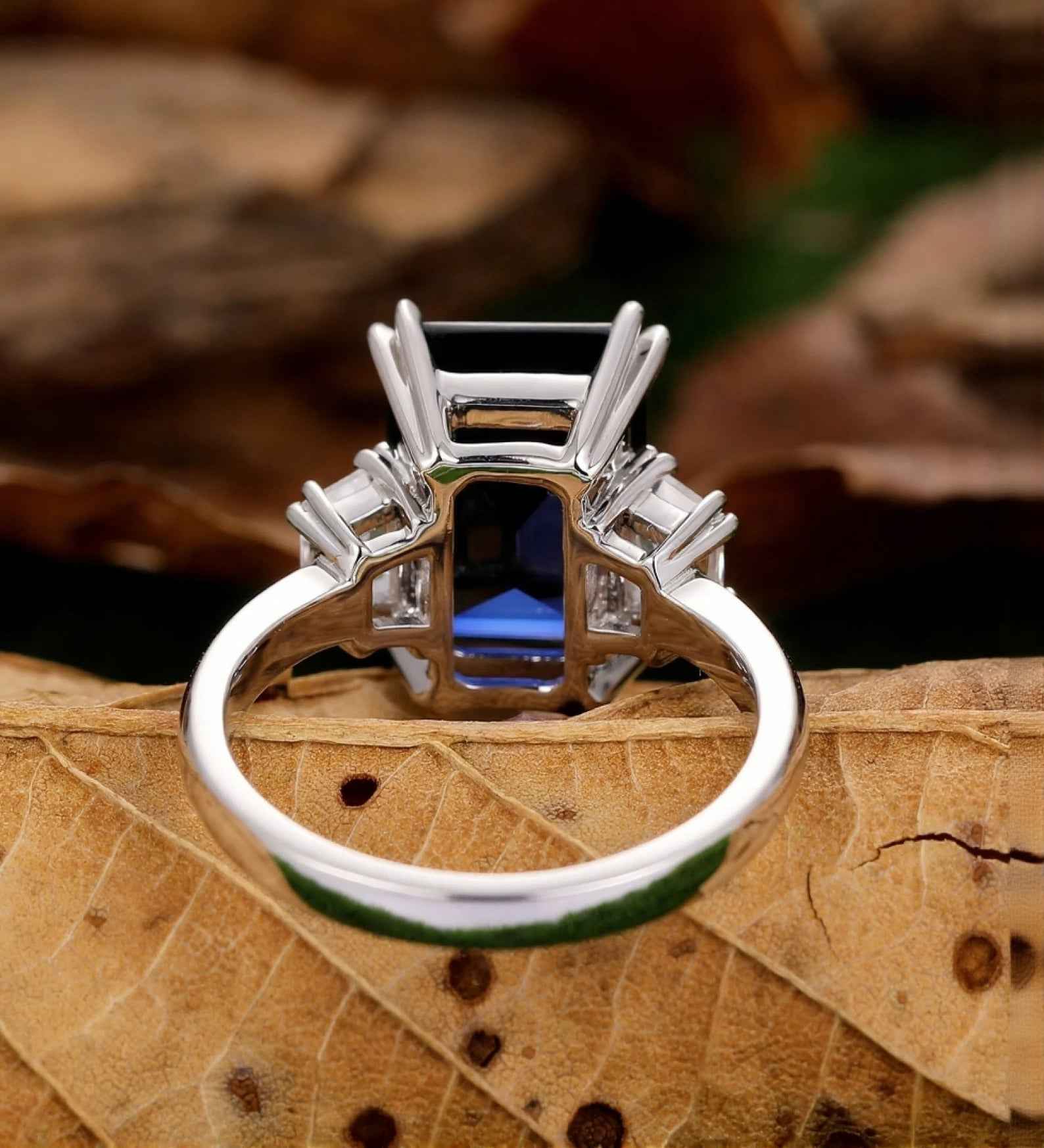 Ceylon Lanka Royal Blue Sapphire Luxe 18K White Gold Ring