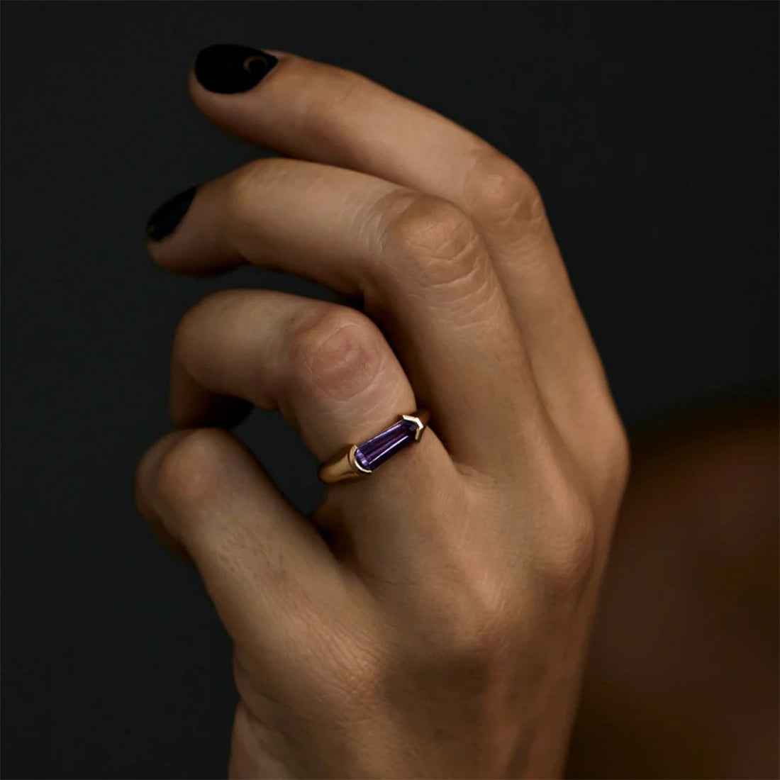 Ceylon Beam Signet Ring - 1.40CT Coffin-Cut Pink Sapphire 18K Yellow Gold