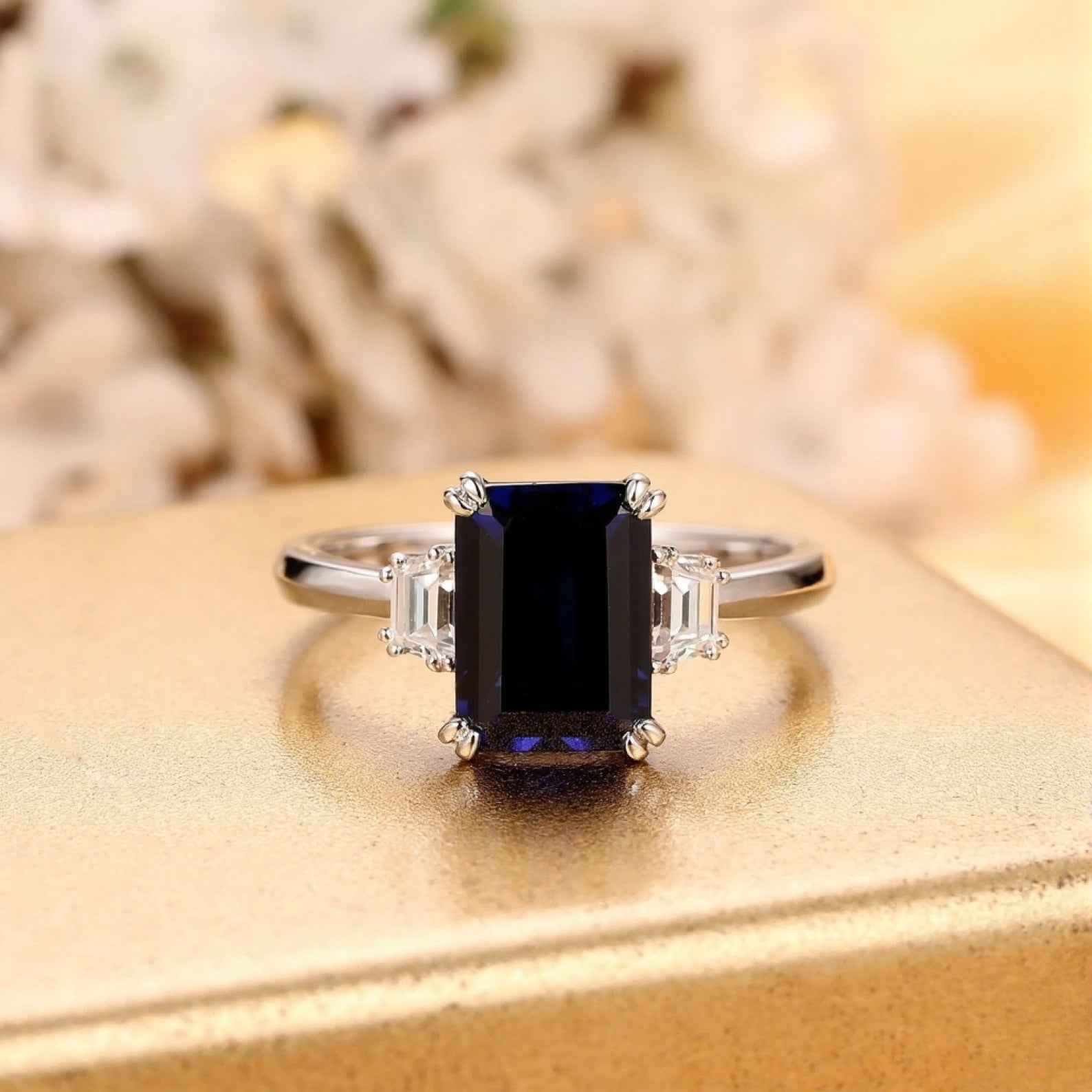 Ceylon Lanka Royal Blue Sapphire Luxe 18K White Gold Ring