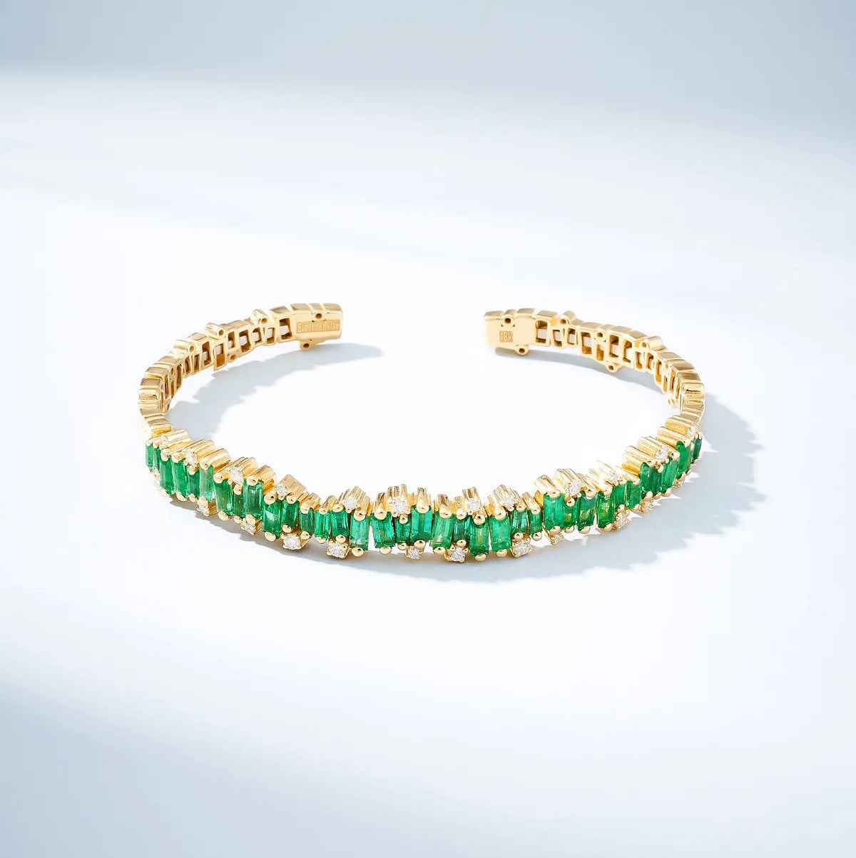 Emerald Baguette Gilded 18K Gold Bracelet