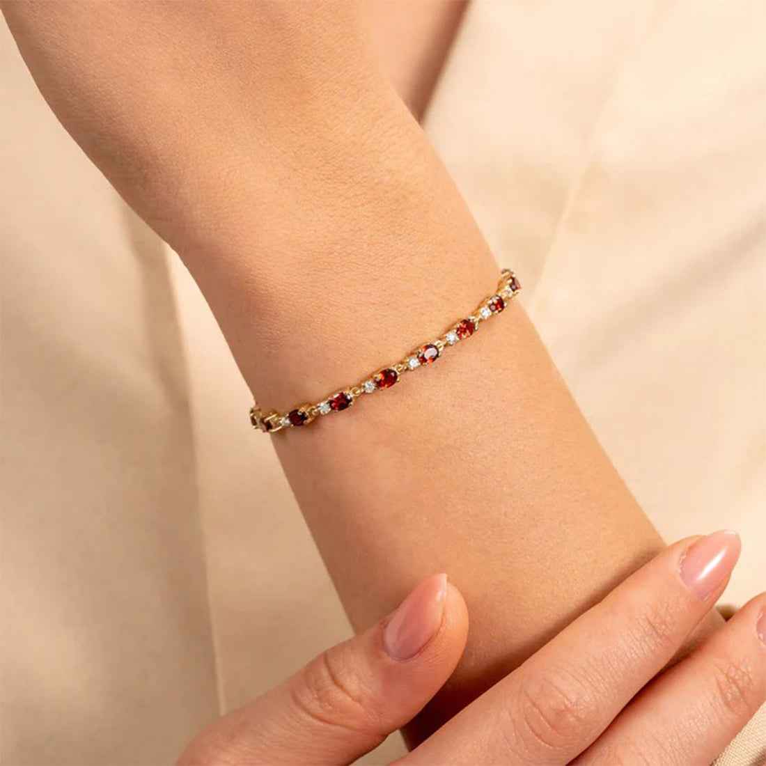 Ceylon Garnet Glow Diamond 18K Solid Gold Garland Bracelet