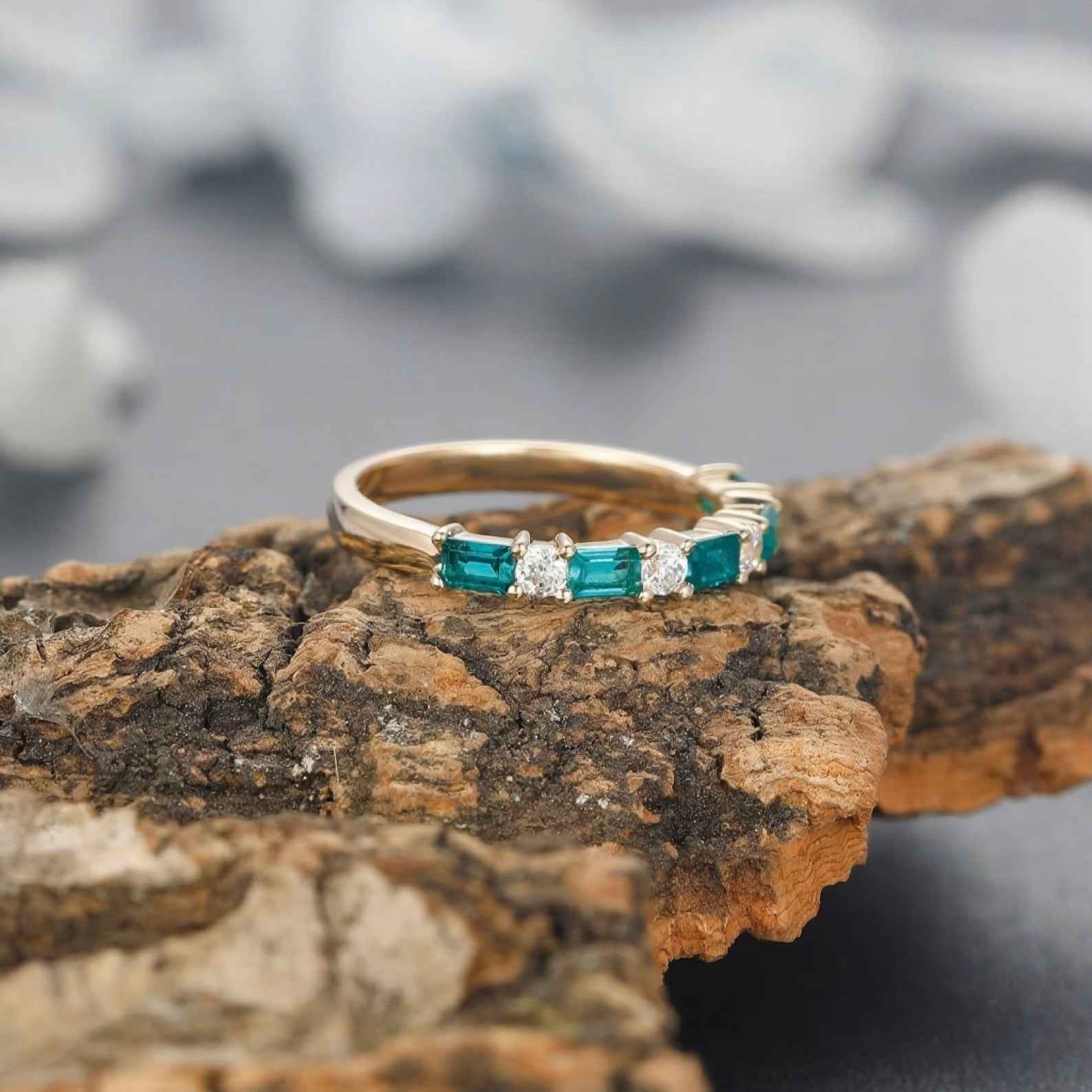 Ceylon Emerald Eternity Lux 18K Gold Ring