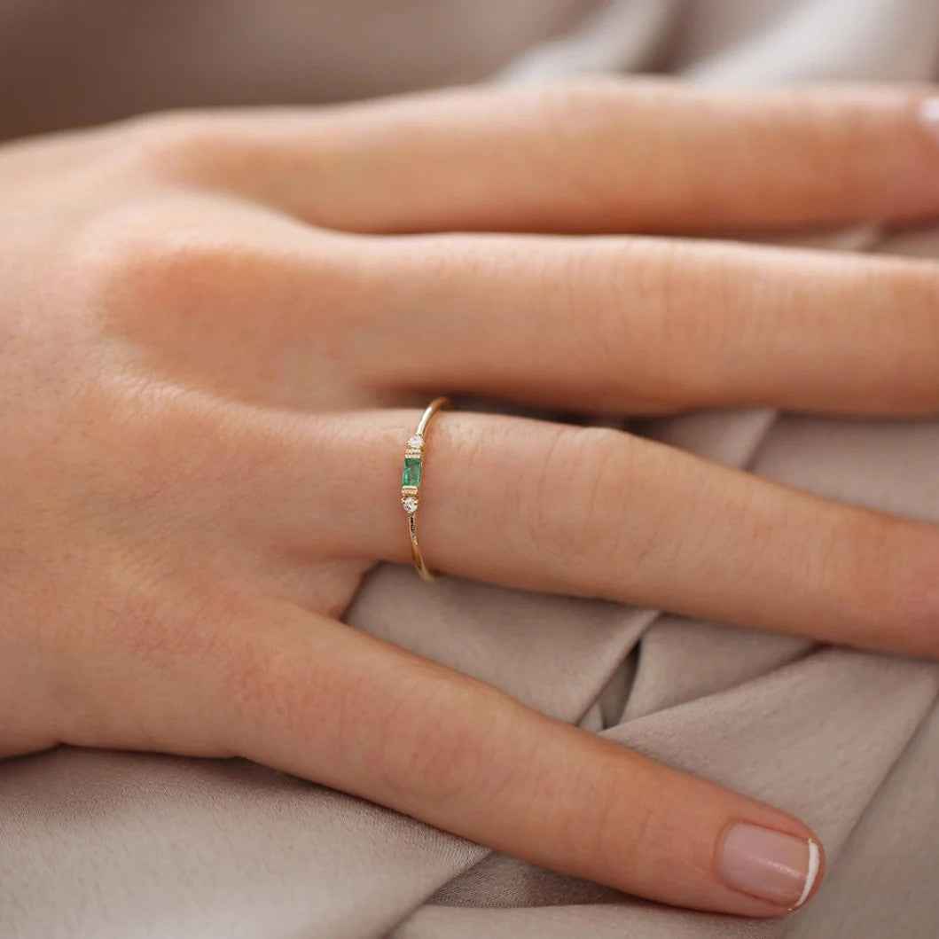 Ceylon Emerald Diamond Mini 18K Yellow Gold Ring