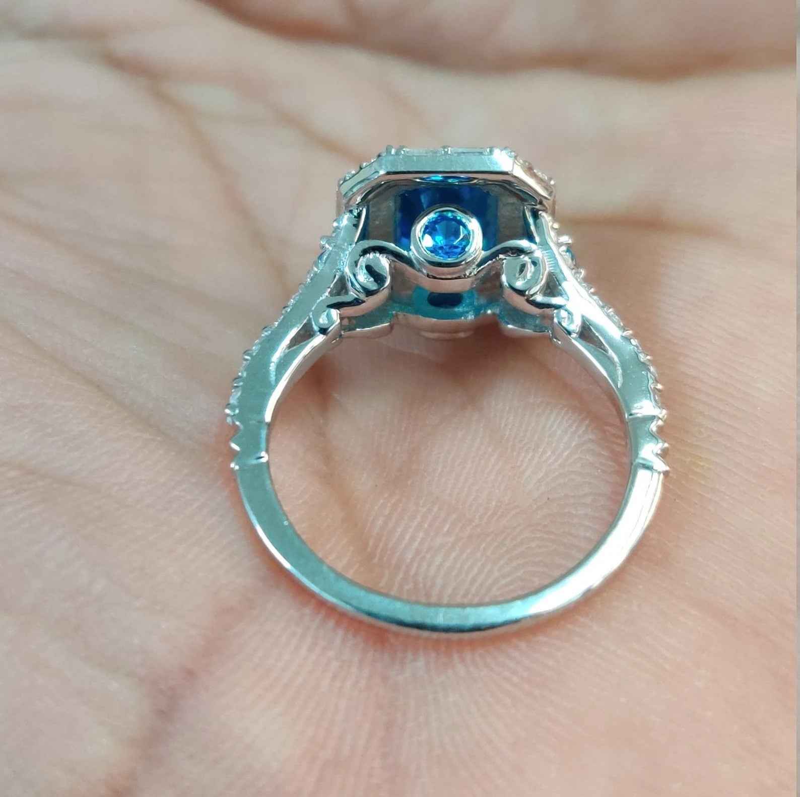 Ceylon London Blue Dual Cut 18K White Gold Ring