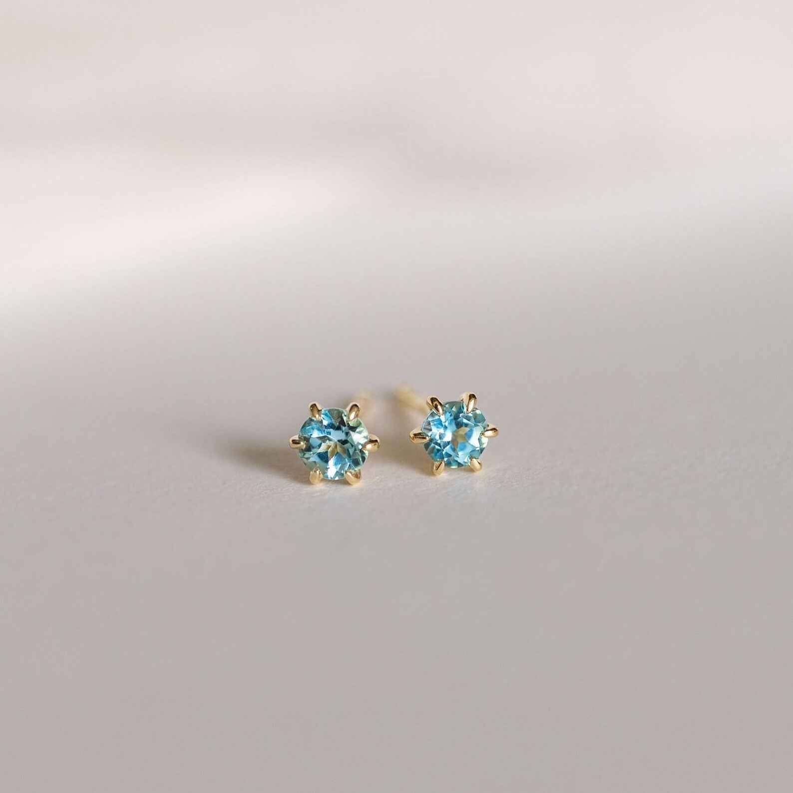 Ceylon Swiss Blue Topaz Stud 18K Solid Gold Earrings